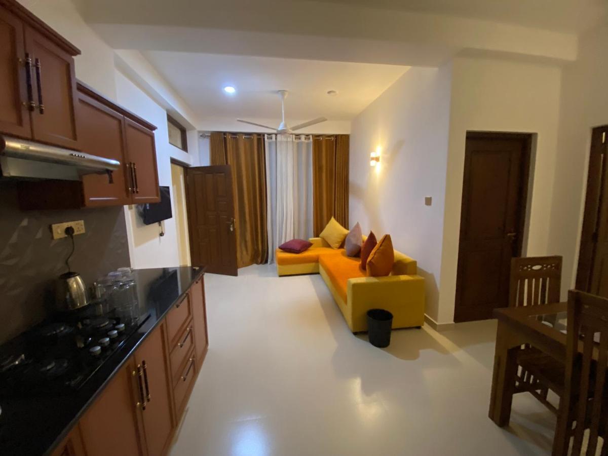 Aurelia Inn Κάντι Εξωτερικό φωτογραφία